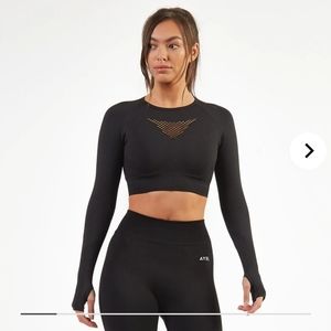 AYBL crop workout top
